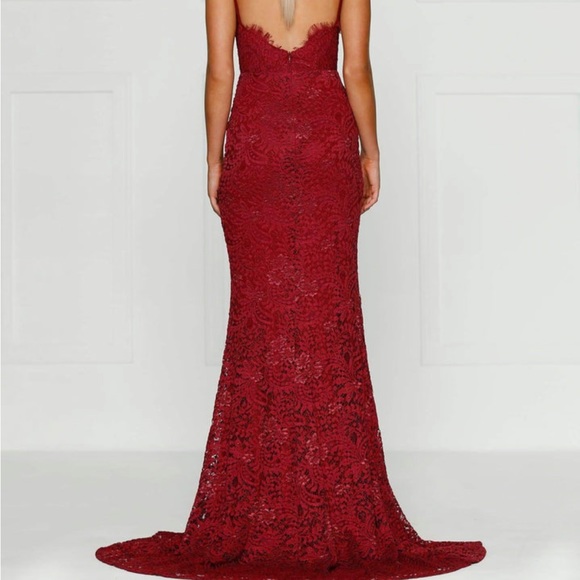 ALAMOUR THE LABEL LACE LAYALI REVOLVE GOWN - Picture 3 of 4